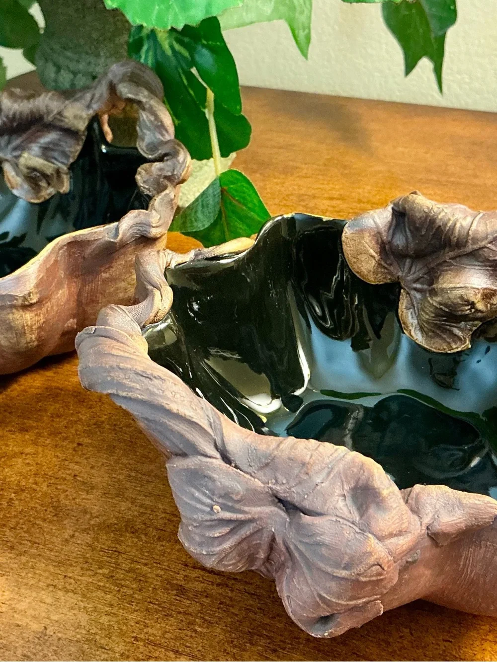 Vintage Terrafirma Ceramic leaf bowls (set of 2)